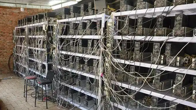 A Modern Mining Farm