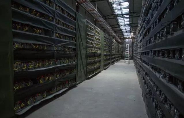 Cutting-edge Miningrig setups optimized for Dogecoin, highlighting competitive features and cost savings